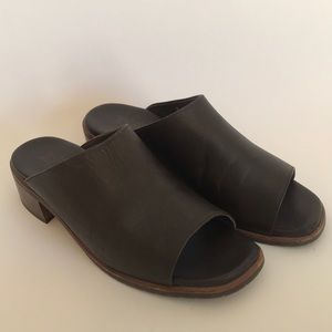 Mephisto leather slide on sandal w/ block heel